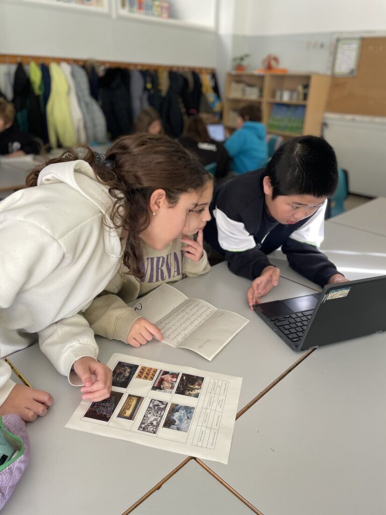 Alunmnes de primària de l'escola FEDAC Salt immersos en el projecte ARTemporani, dins de l'àrea +ART a les escoles.